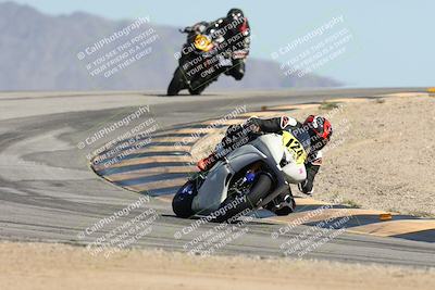 media/Oct-04-2025-CVMA (Sat) [[408bcdd6e4]]/Race 10-Amateur Supersport Middleweight/